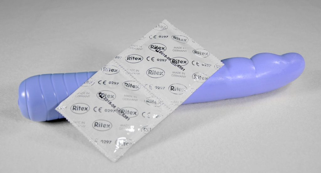 קונדומים